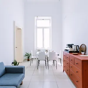 Pangea E Panthalassa Bed & Breakfast Lecce